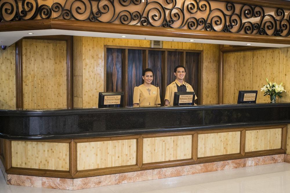 Kabayan Hotel Pasay Exterior foto